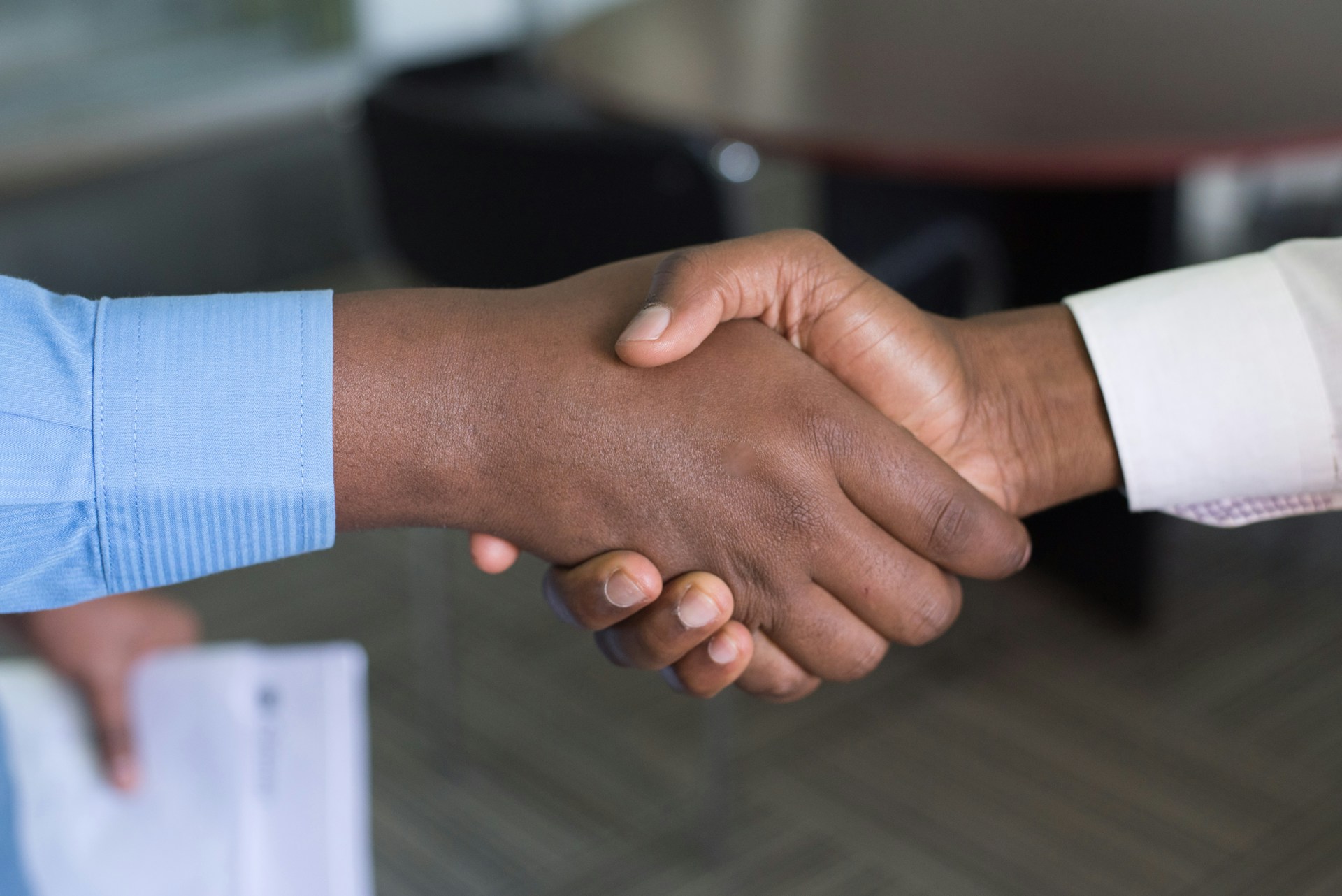 contact Lengau Trading